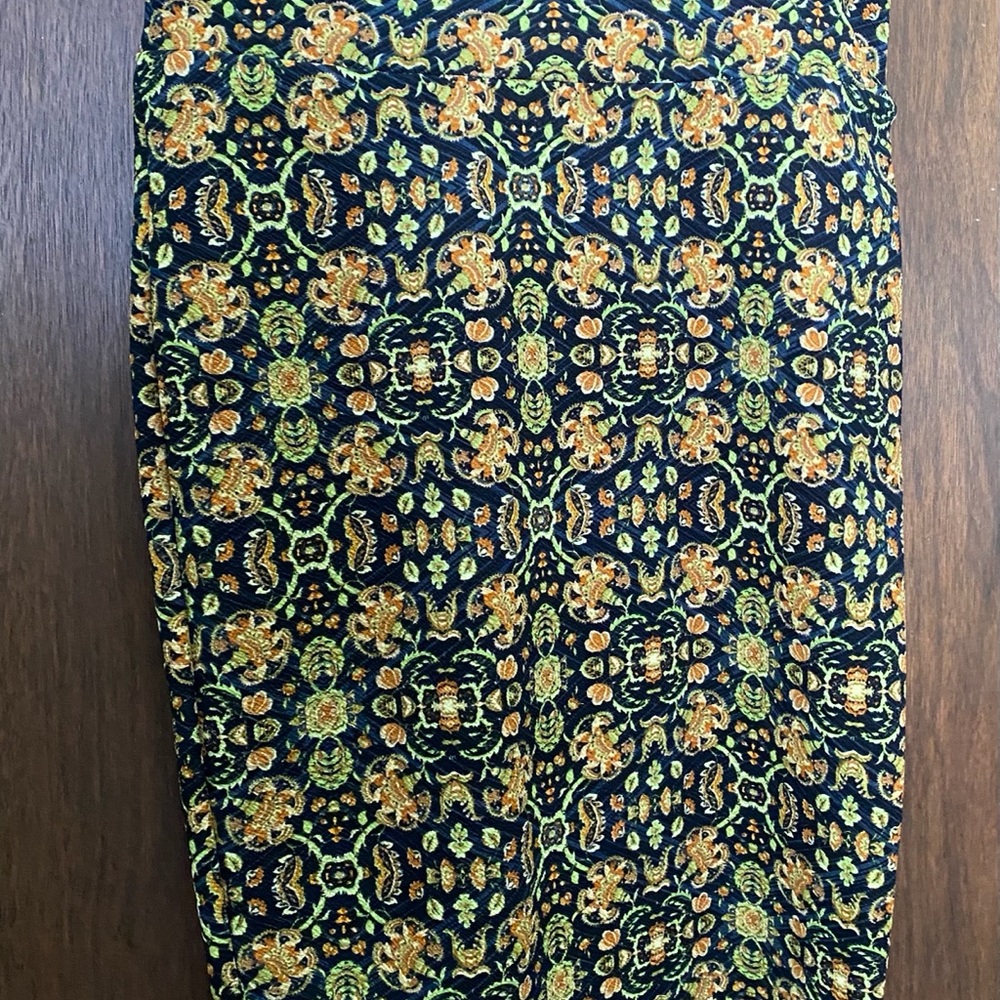 Lularoe skirt